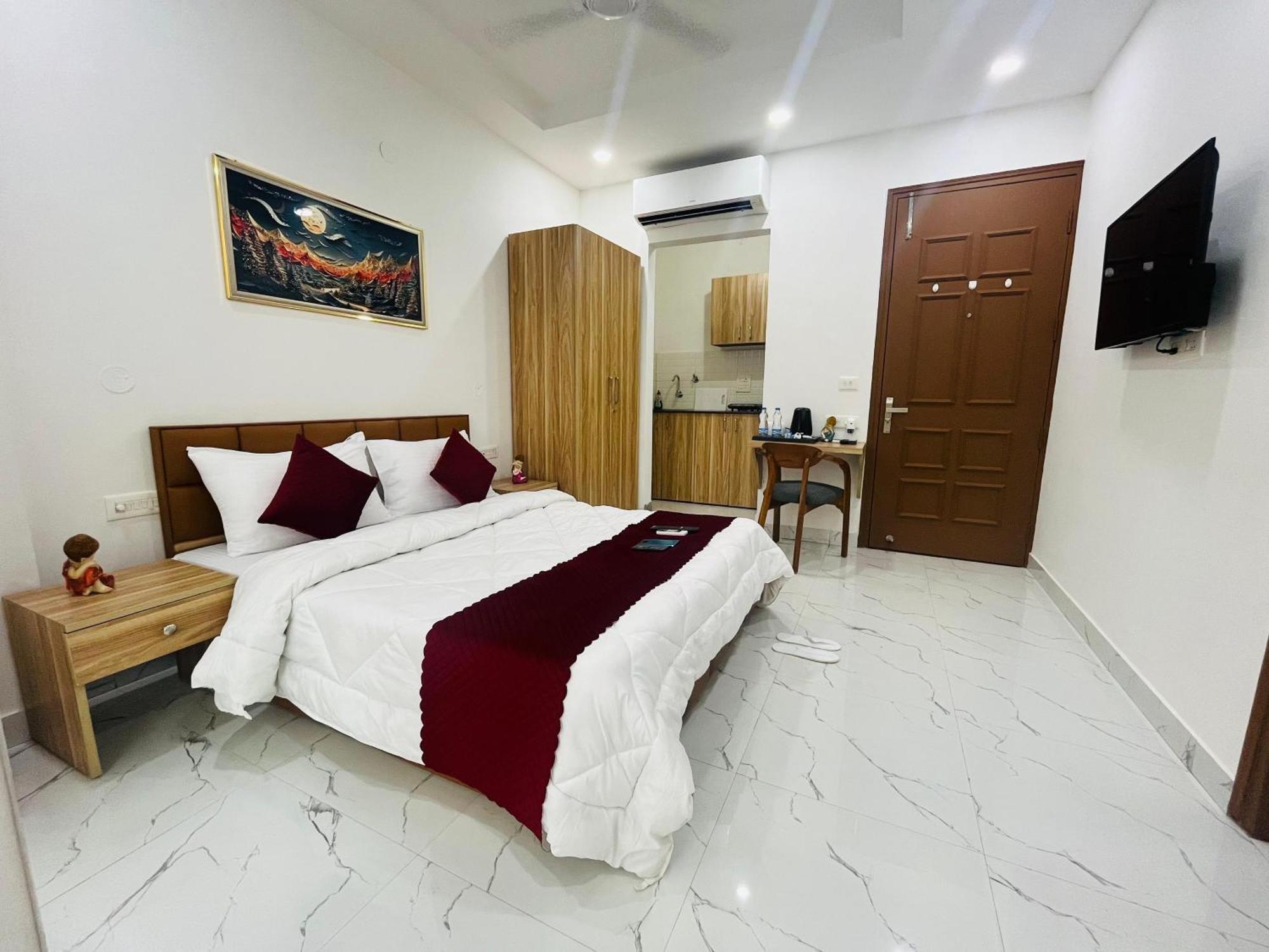 The Lodgers Studio Apartment Infront Of Artemis Hospital Gurugram Gurgaon Ngoại thất bức ảnh