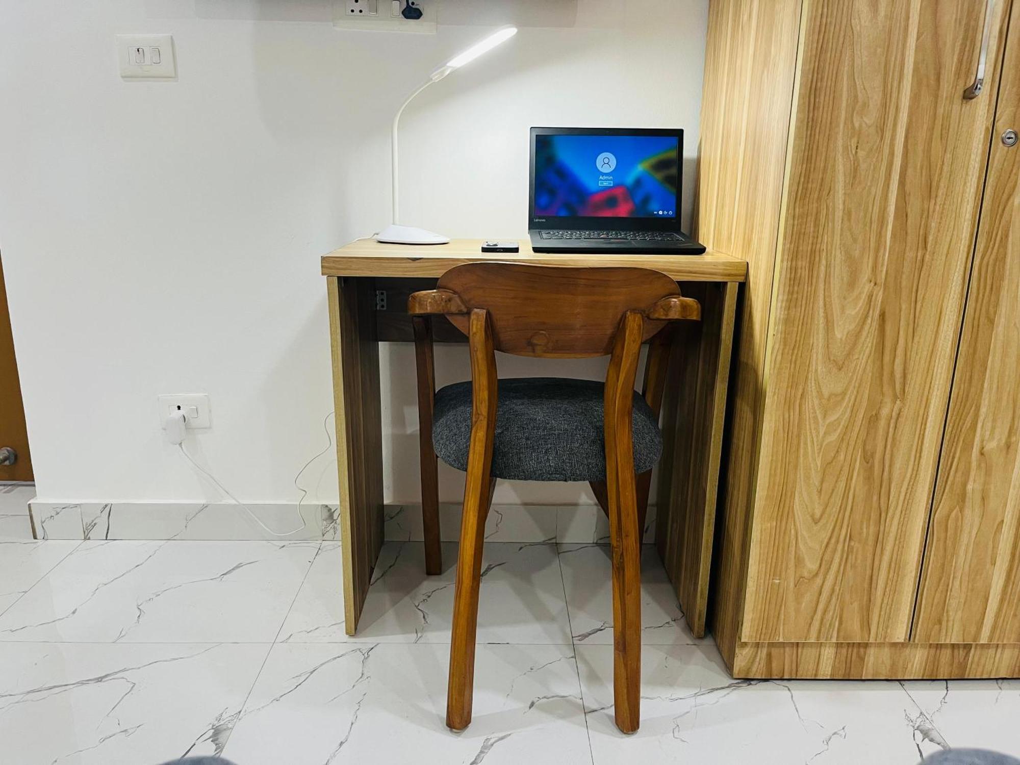 The Lodgers Studio Apartment Infront Of Artemis Hospital Gurugram Gurgaon Ngoại thất bức ảnh