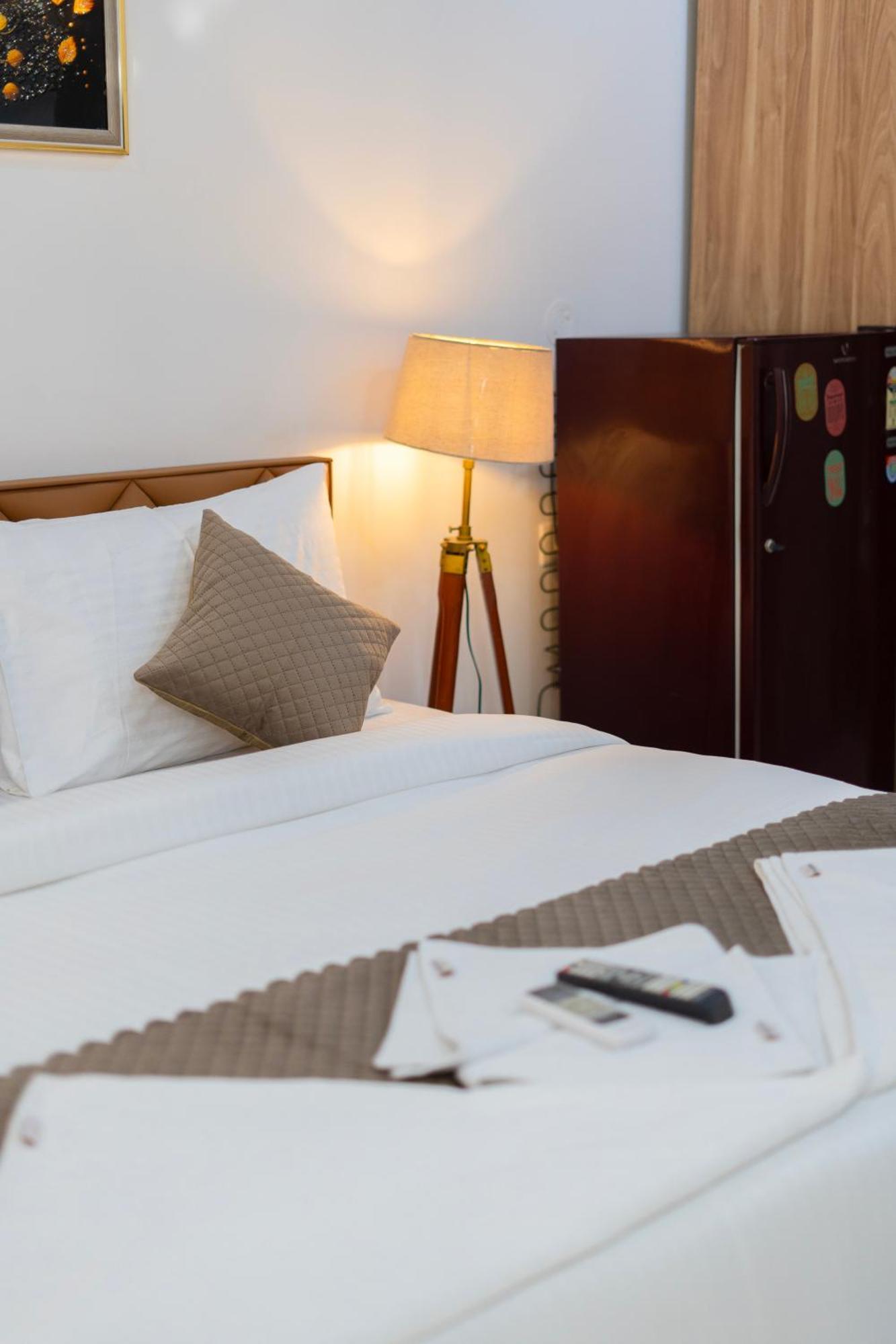 The Lodgers Studio Apartment Infront Of Artemis Hospital Gurugram Gurgaon Ngoại thất bức ảnh